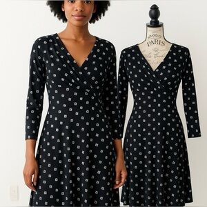 Ralph Lauren  Black Geo Stretch Jersey Surplice Fit/Flare Dress $134 Sz 6P